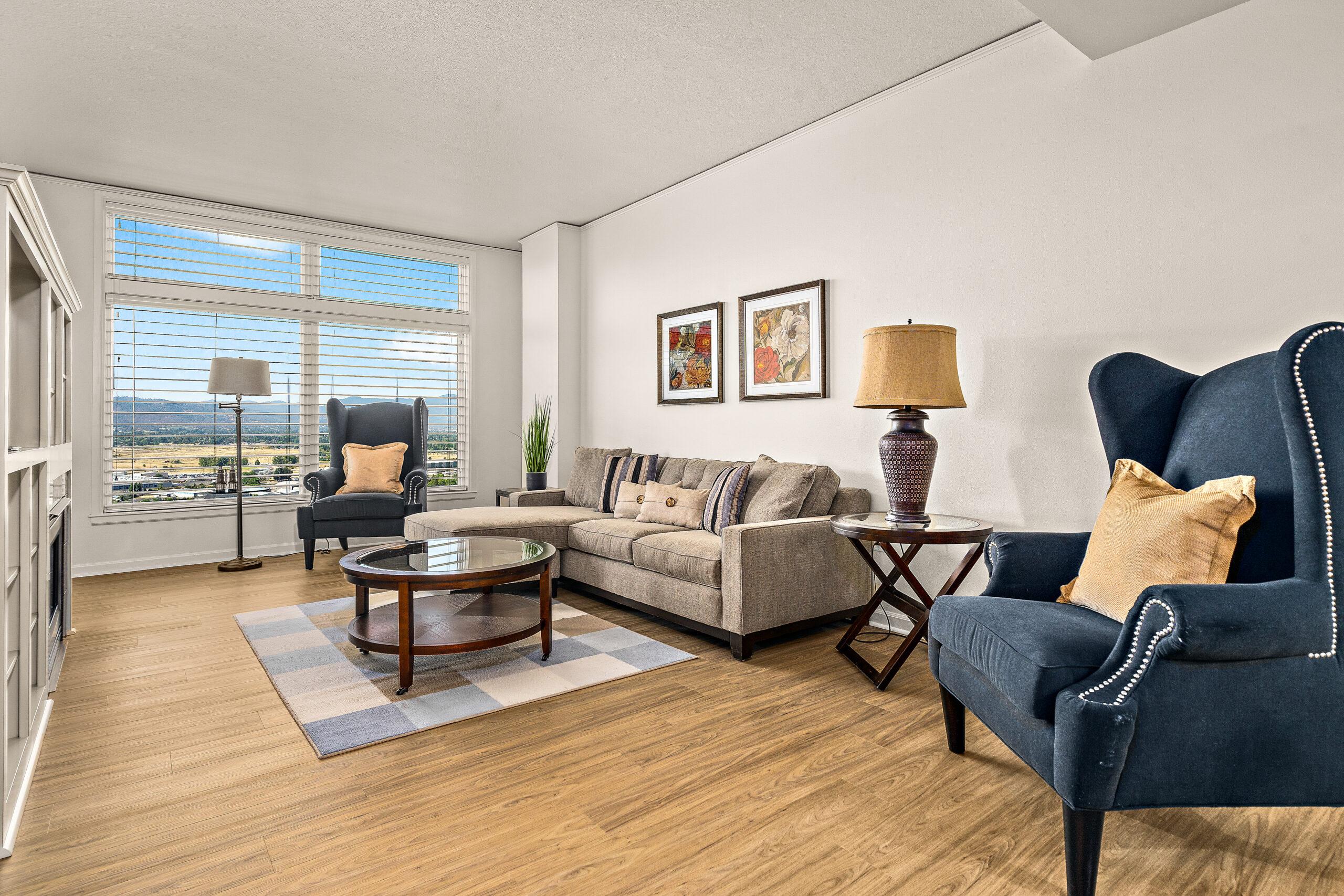 A living area in a Rogue Valley Manor residence.